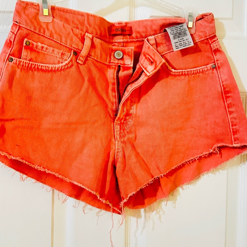 Guess short